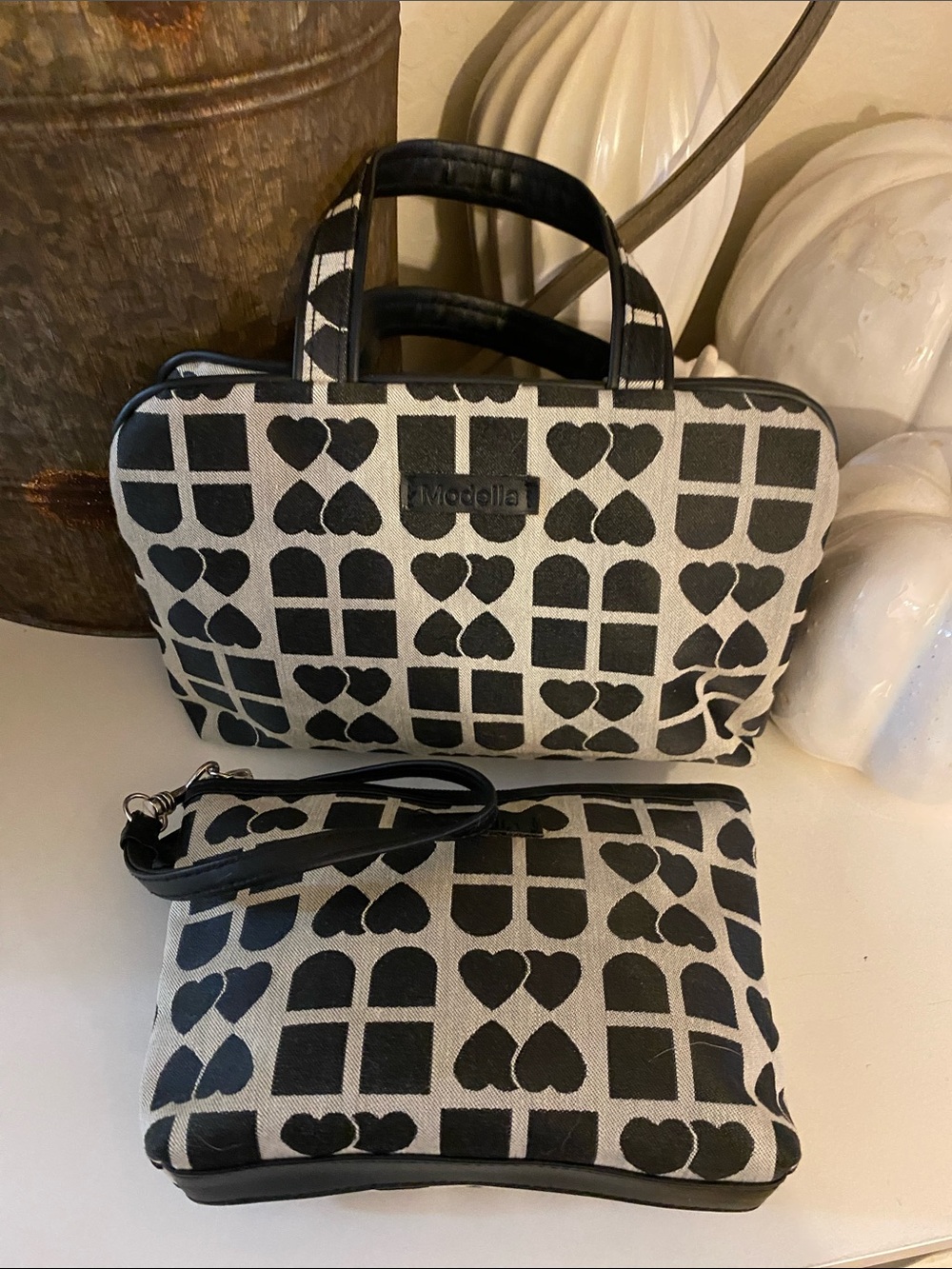 BNWNT Modella Organizer and wristlet/clutch